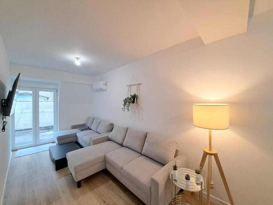 Mascate - Appartement Climatise En Hypercentre Reims Ngoại thất bức ảnh