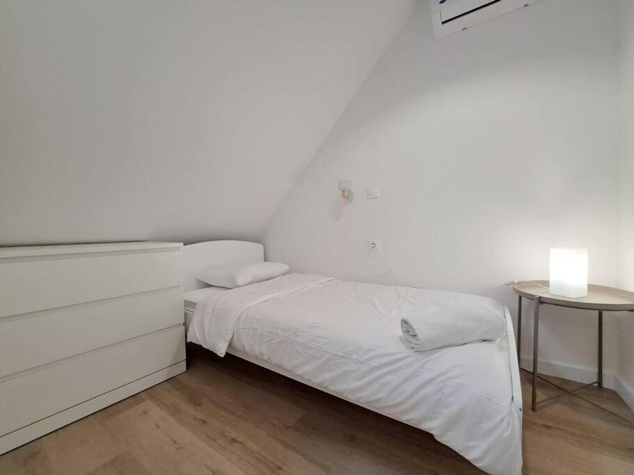 Mascate - Appartement Climatise En Hypercentre Reims Ngoại thất bức ảnh
